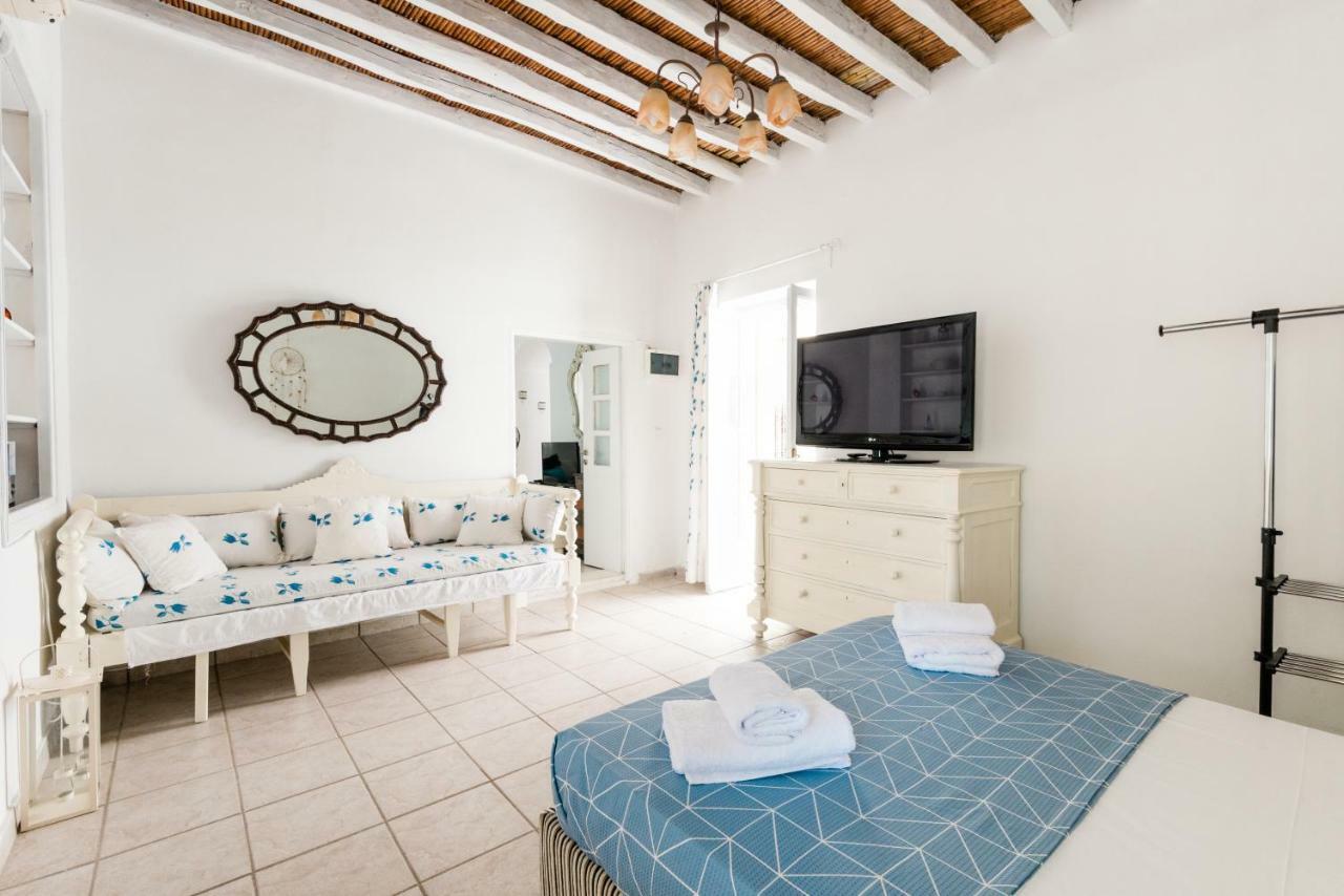 Gala Home Traditional House Galanado Екстер'єр фото